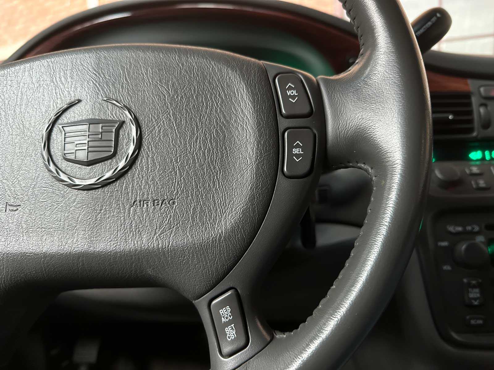 Cadillac DeVille Miller Meteor Hearse 4.6 V8 279hp 2005 Hearse