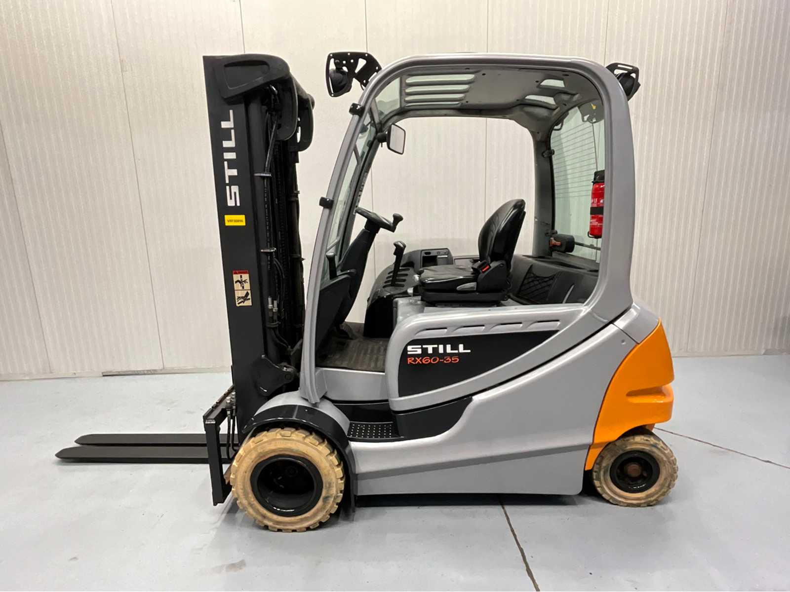 Still – RX60-35 battery bj. 2024 Forklift – freelift -bluespot – closed cab – 3rd and 4th function