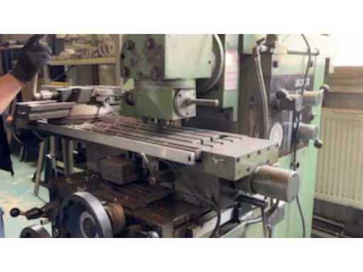 1ceb3e60-2b9d-4d25-af9e-73d60fb69d0c.mp4