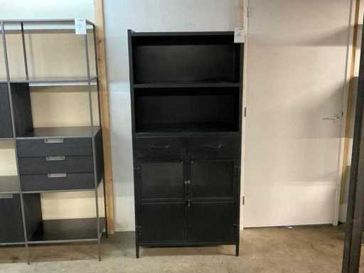 Storage cabinet