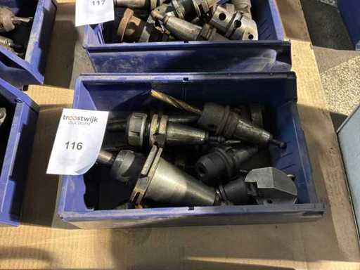 Divers porte-outils (9x)