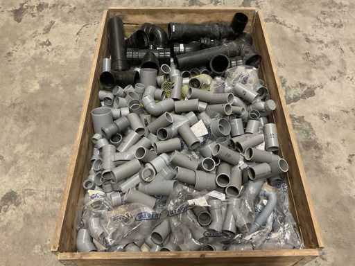 Lot de raccords en PP et PVC