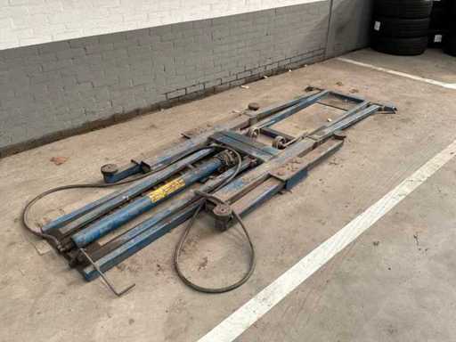 Finn Tools verrijdbare 2000KG hefbrug