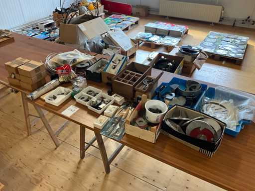 Partia narz?dzi i akcesoriów