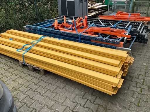 Batch pallet racking
