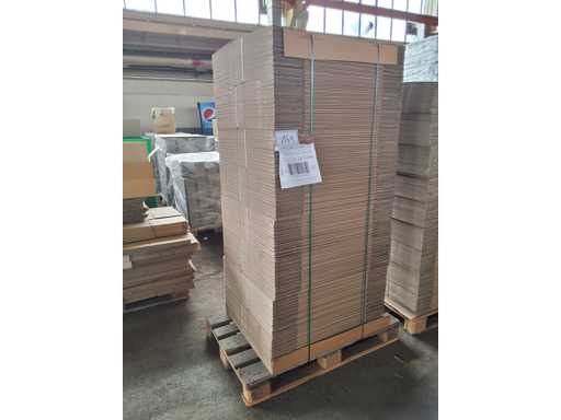   Pallet cardboard boxes