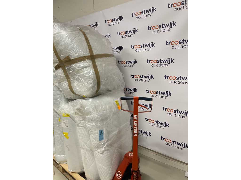 bol. Mix pallet retourgoederen Matrassen Troostwijk Auctions