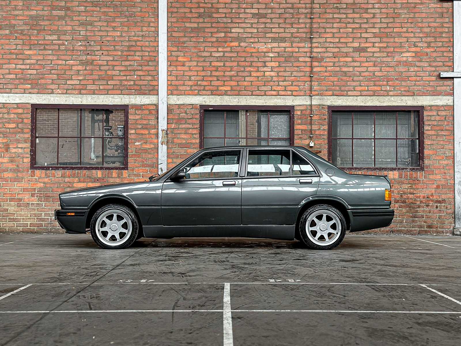 Maserati 424 245pk 1990, SJ-ZH-13