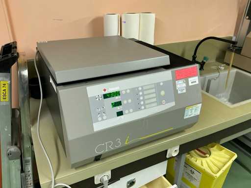 Centrifugă Jouan CR3 i