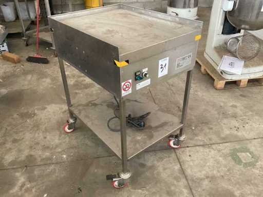 FVM - PB1 - Kippen von Edelstahltisch auf Rollen