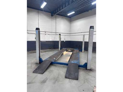 OMA / Werther Stratos - 1999 - 526 - 4 koloms hefbrug met brugkrik 4000KG APK