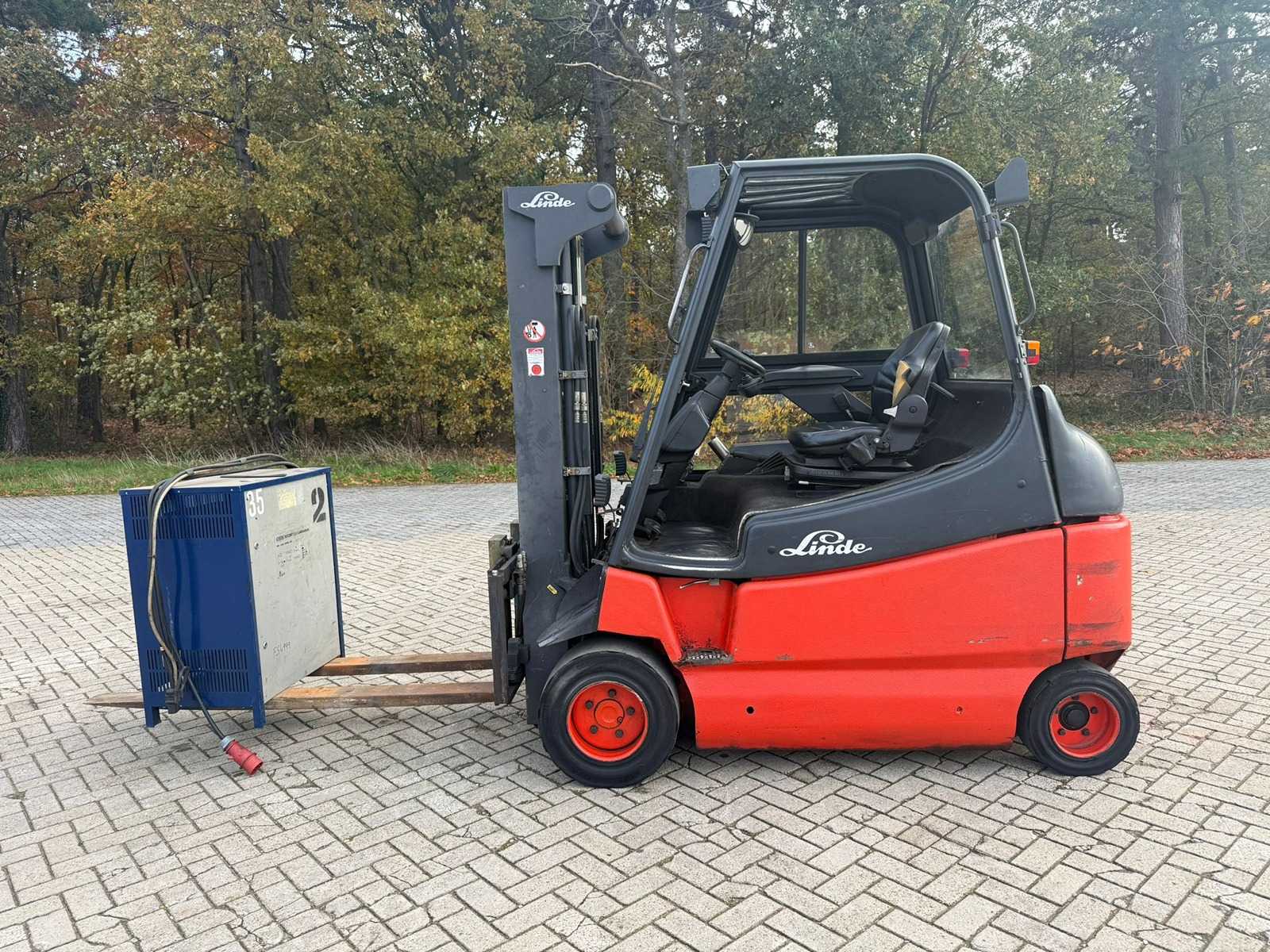 Linde – E30 – Forklift truck