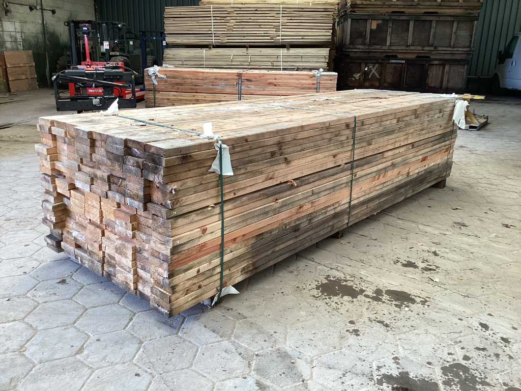 Construction wood (160x)