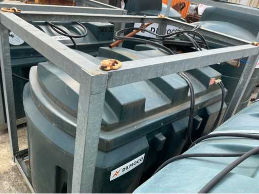 Réservoir de diesel HDPE à double paroi avec pompe