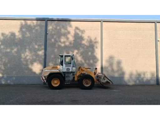 d2ff10df-233e-4654-bb4b-30fbe22f8168.mp4