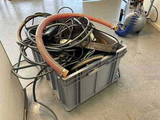 Partij kabels en slangen