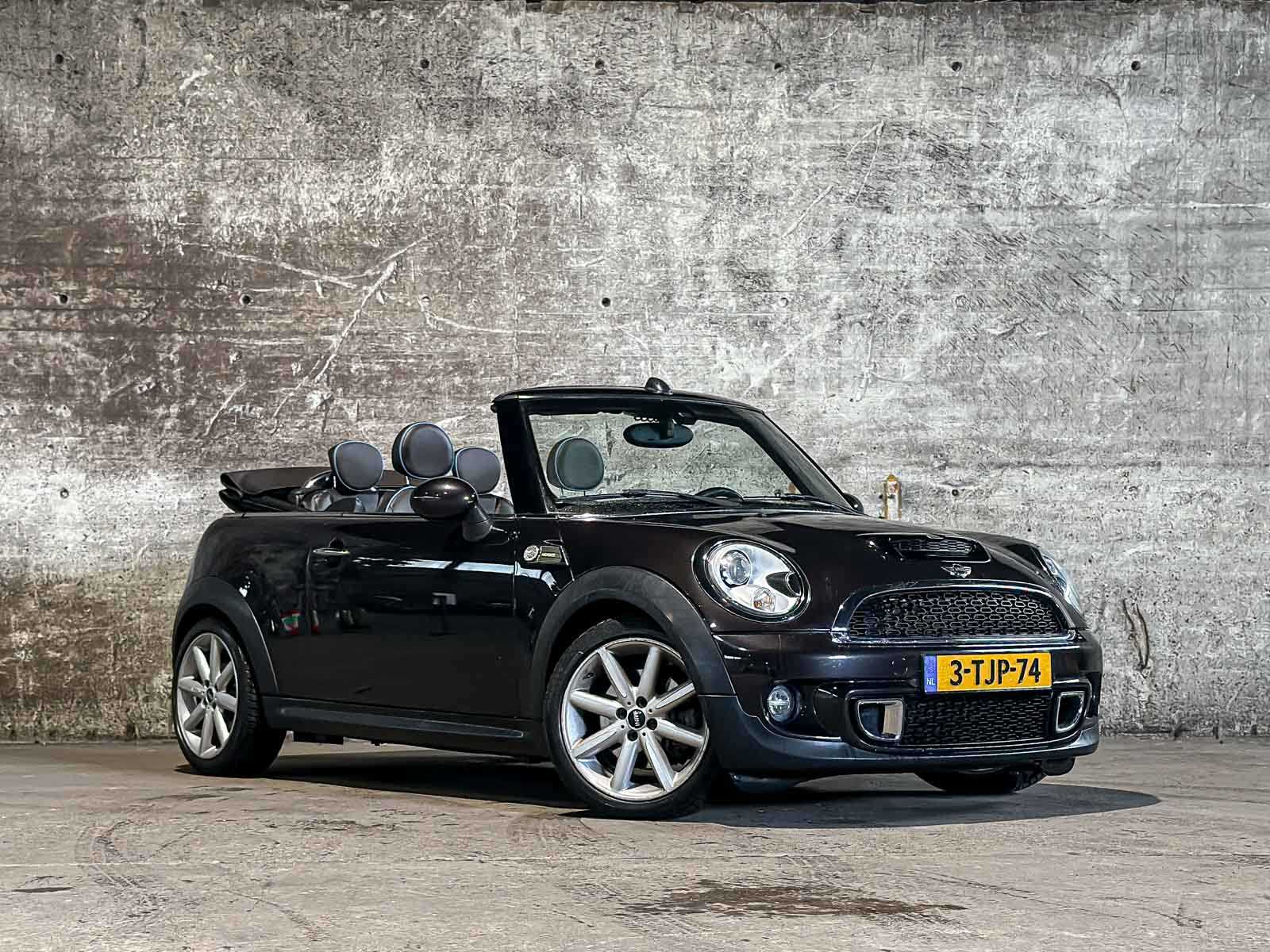 Mini Cooper S Cabriolet 1.6 184pk 2014 AUTOMAAT (Origineel-NL), 3-TJP-74