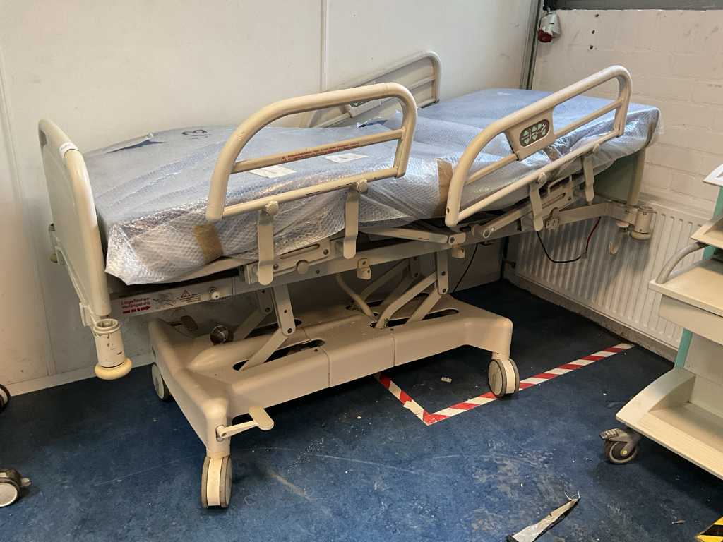 Hill-Rom MA-3B-0005T Hospital Bed