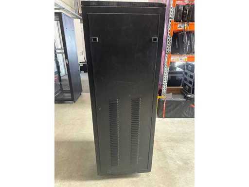 Patch Cabinet 33U