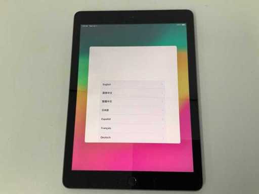 Apple - 9,7-calowy iPad Wi-Fi, 32GB, Space Gray - MR7F2NF/A