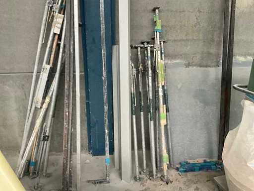 Befestigungshilfe und große F-Klemmen (23x)