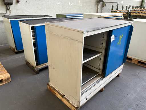   Lot of workshop cabinets without contents