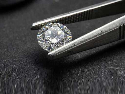 Diamond-Round 5Cts - IGI-gecertificeerd F VVS