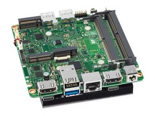 Intel NUC 11 Pro Board NUC11TNBi3