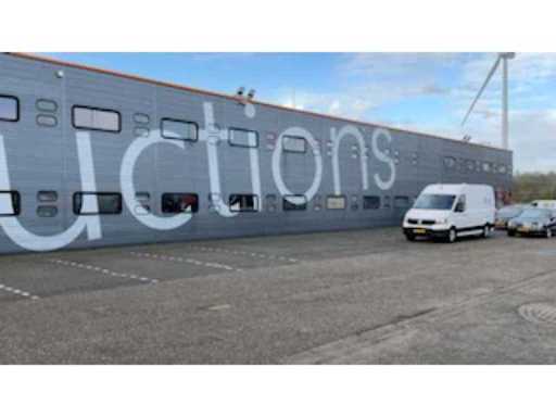 5394972e-8f9f-4fc2-a7e9-05f5d7fdac96.mp4