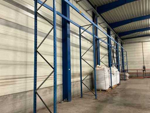 Approximately 33.30 running metres of STOW Pallet Racking