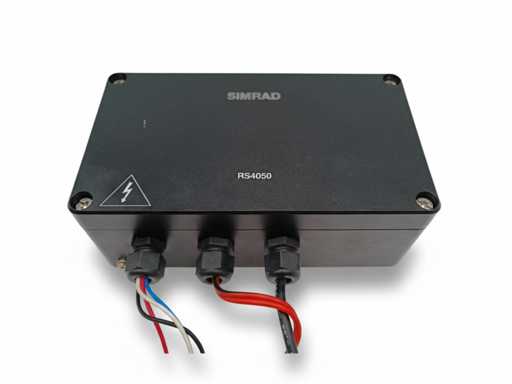 Convertisseur d’alimentation radar Simrad RS4050 - Alimentation électrique