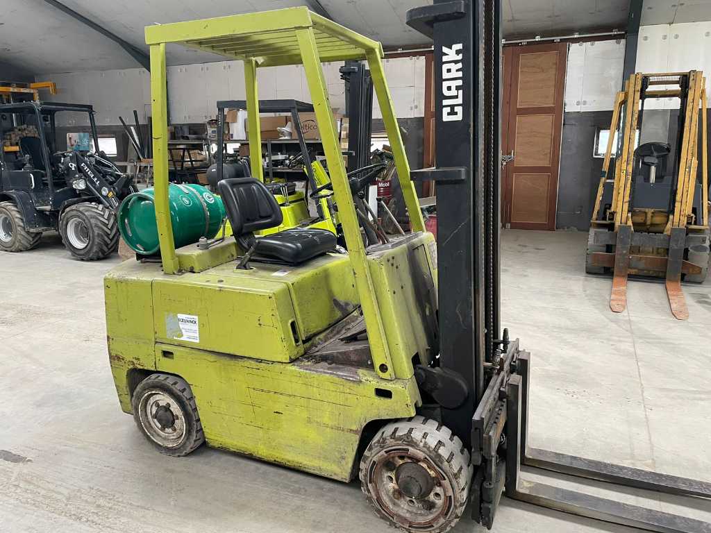 Forklift CLARK H500-Y30LPG