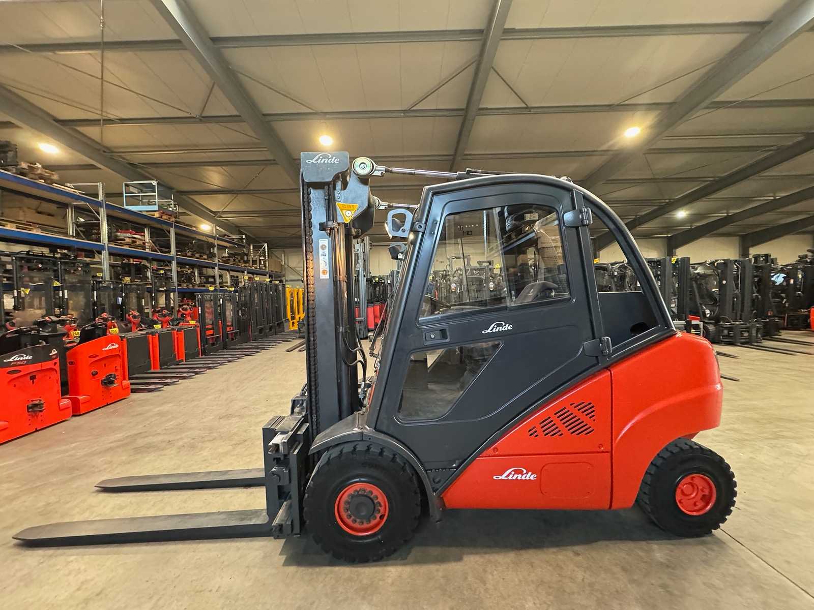 2008 Service + UVV 01/2026 Linde H35T 3.500kg 3.+4. Valve wider 148cm Fork adjuster Gas forklift Forklift 10.543 hours