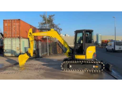 bbf61c42-a239-466e-a2bc-ff00a6fd8111.mp4