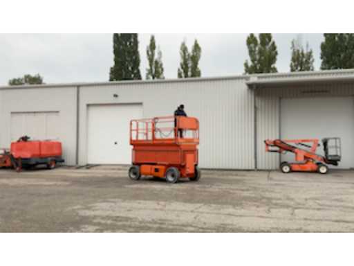 b2b9e01c-c71e-4d67-884e-7fbe0e33966a.mp4