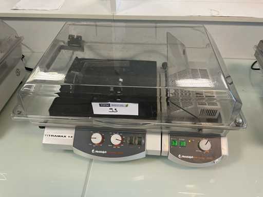 HEIDOLPH TITRAMAX/INKUBATOR 1000 Benchtop Incubator Shaker