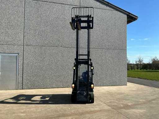 2010 Linde E16-01 Vorkheftruck