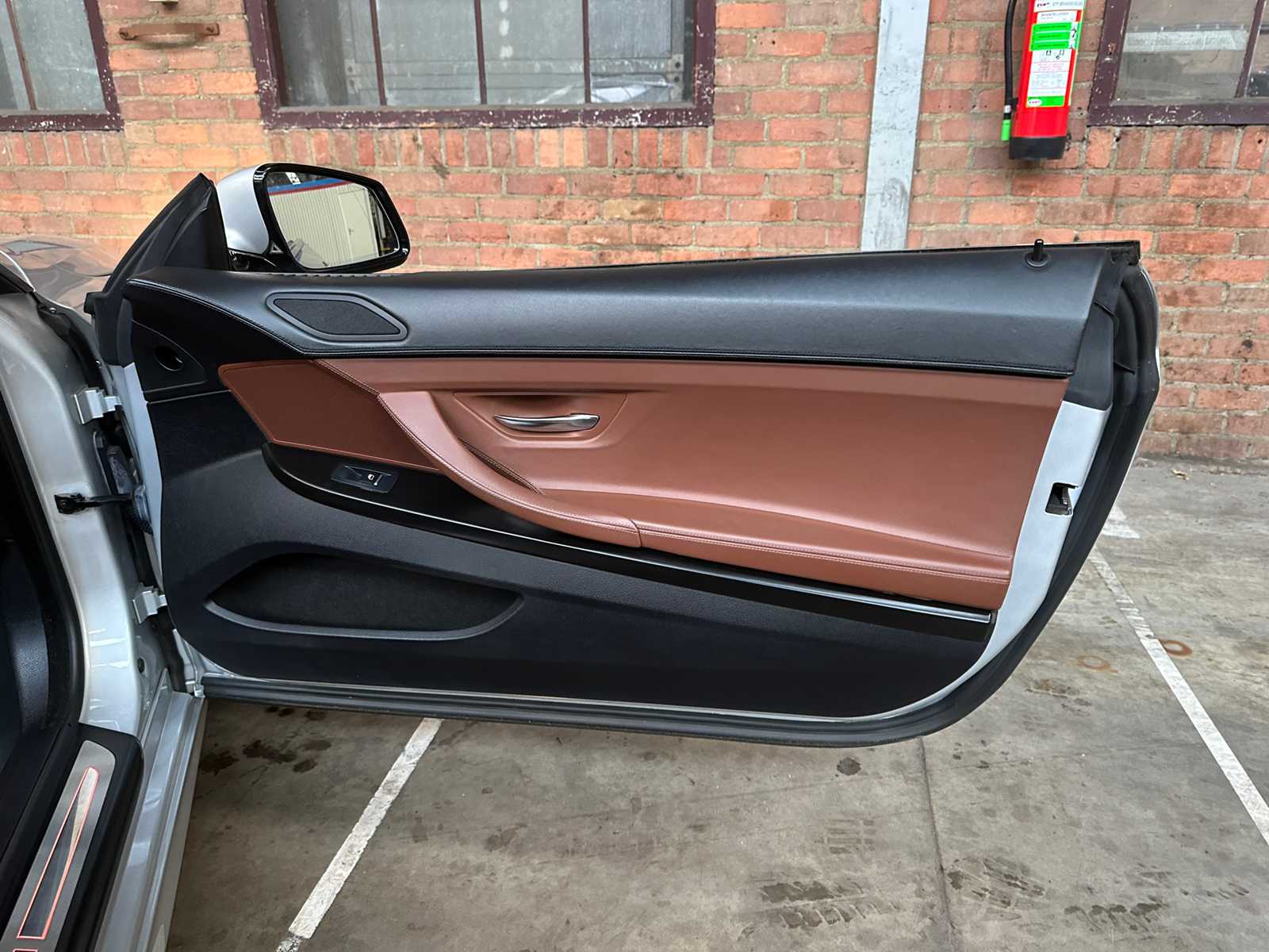 BMW Cabrio 650i High Executive 6-serie 402PK 2012, 89-TLB-9