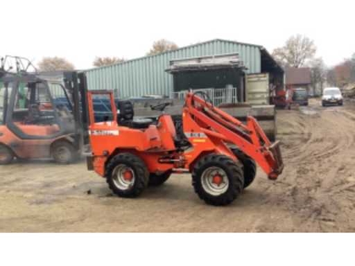 2452eb3f-d4eb-4cb9-957f-77c232f99920.mp4