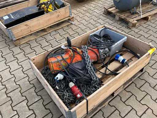 2013 Yale CPEF30.5 Elektrische kettingtakel