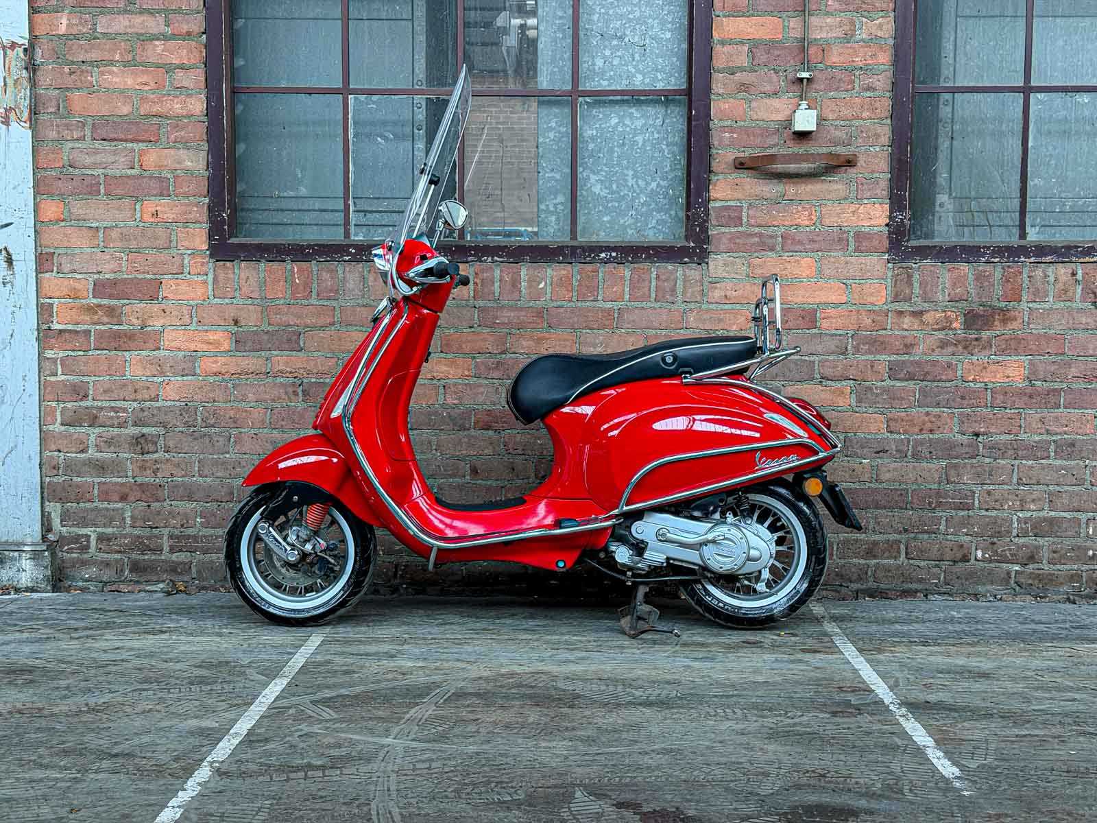 Piaggio Vespa Sprint 4T 2015, F-581-ZF Scooter
