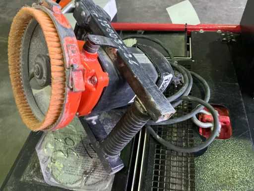 2015 Norton CG 125 Moulin à main électrique