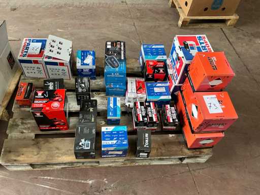 Partij diverse accu’s