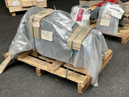 Elektromotor + Getriebe