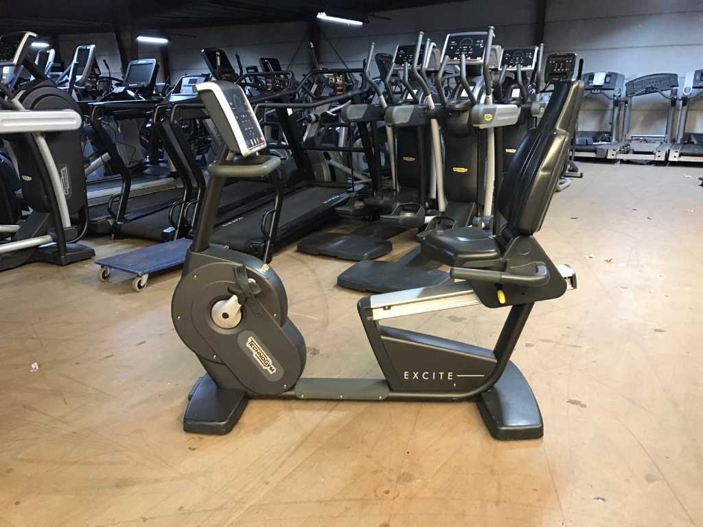 Technogym Recline excite 500 recumbent bike Home Trainer