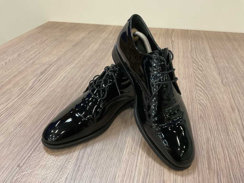 Van Bommel Pereche de pantofi din piele patentată (mărimea 41)
