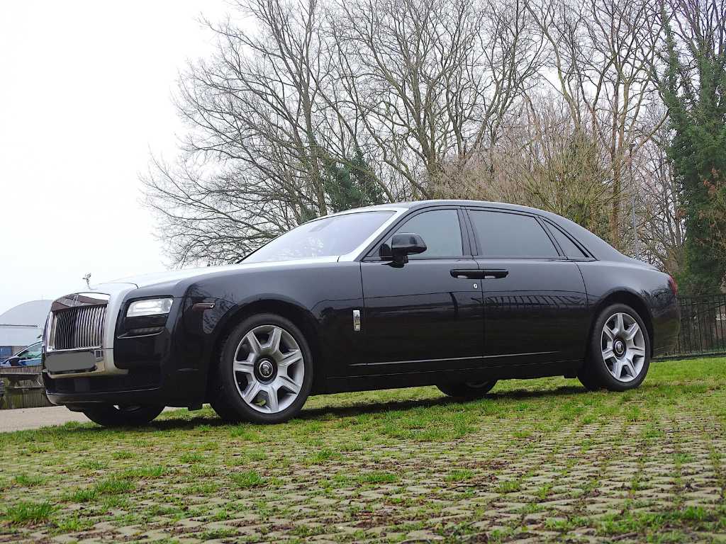 Rolls-Royce Ghost 'passo allungato'