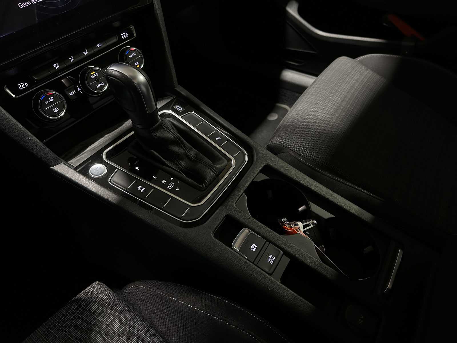 Volkswagen Passat Variant 1.5 TSI Comfort Business 7-DSG 150pk 2020 (Origineel-NL + 1 Eigenaar), H-063-TT