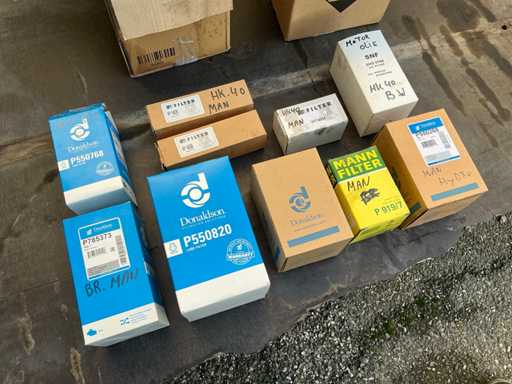 Filtre diferite pentru camion (10x)