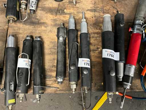 Vari utensili pneumatici (3x)